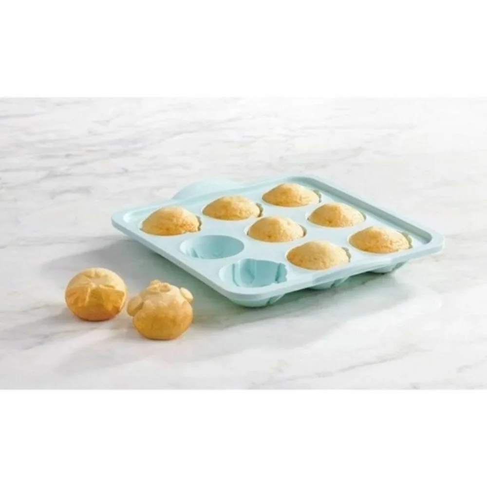 Trudeau this pan